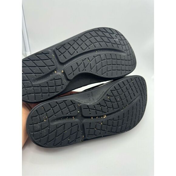 Oofos Ooahh Luxe Unisex Black Slide Sandals size M12-W14 - Picture 5 of 6